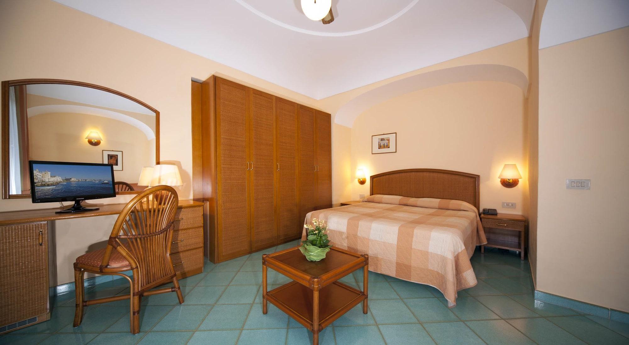Hotel Ambasciatori Ischia Esterno foto