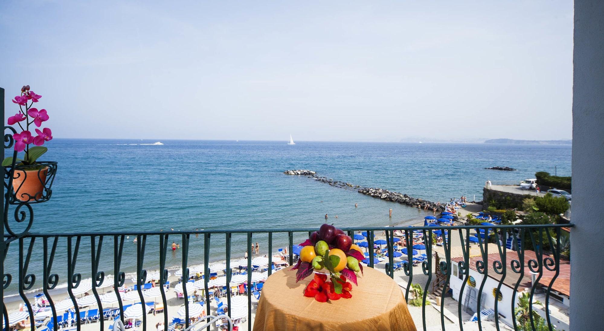 Hotel Ambasciatori Ischia Esterno foto