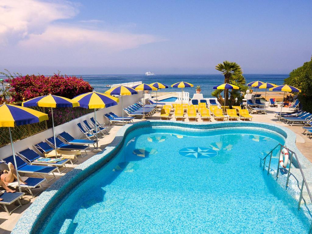 Hotel Ambasciatori Ischia Esterno foto