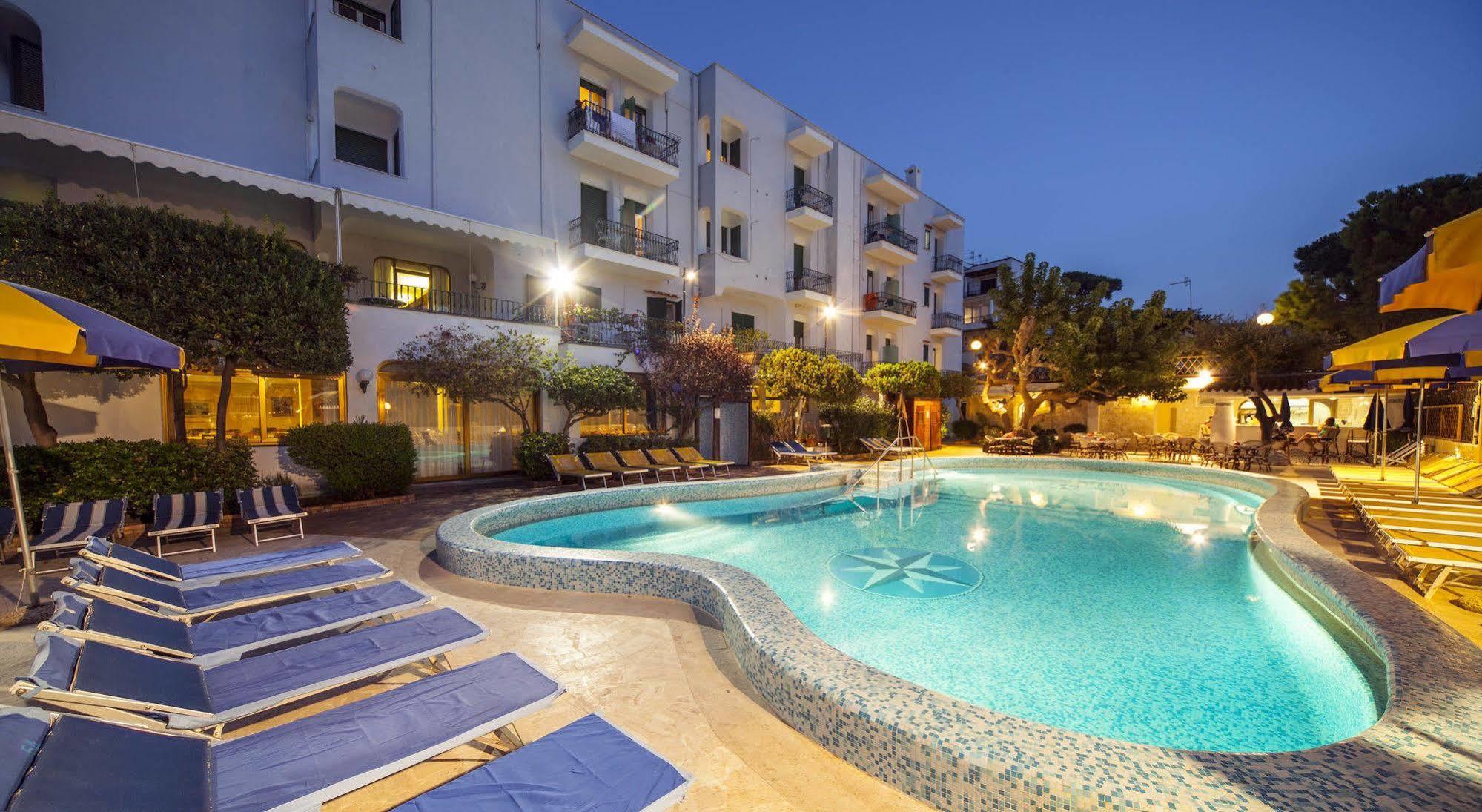 Hotel Ambasciatori Ischia Esterno foto