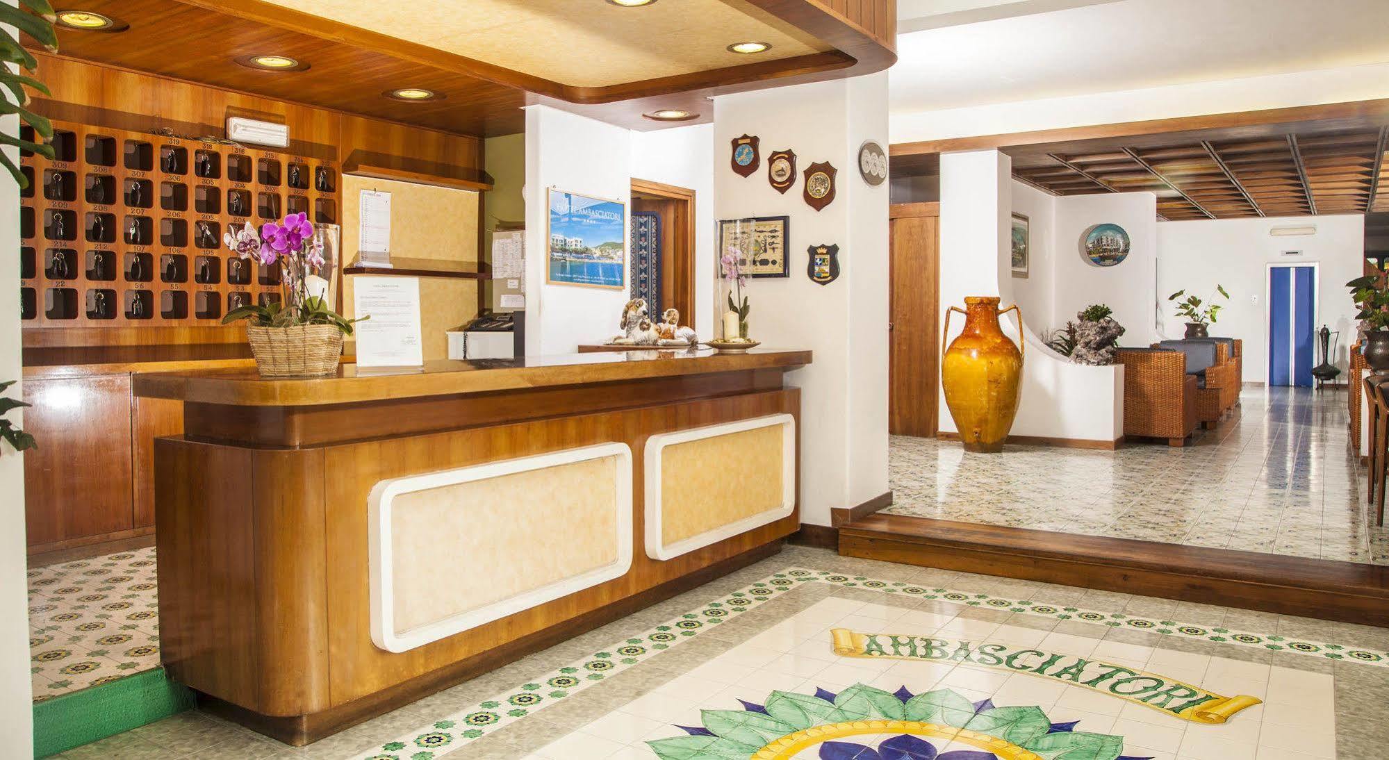 Hotel Ambasciatori Ischia Esterno foto