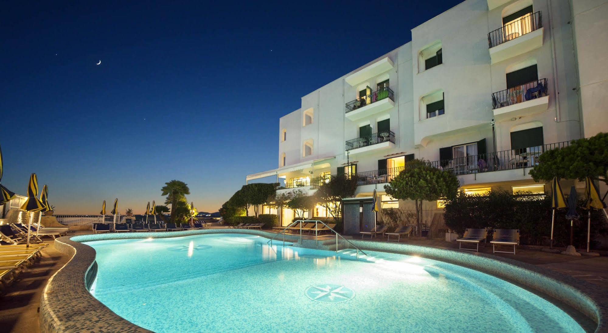 Hotel Ambasciatori Ischia Esterno foto